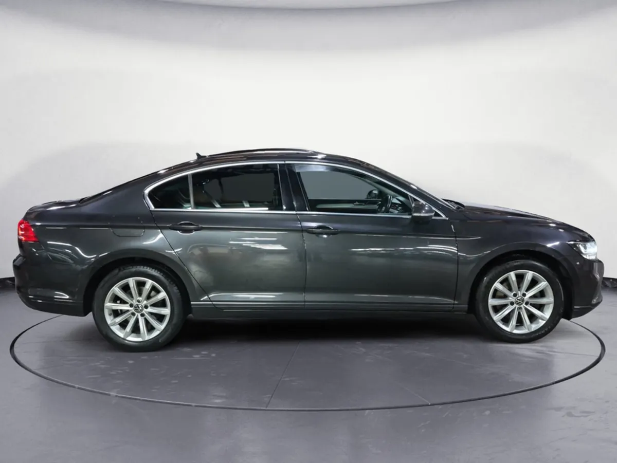 Volkswagen Passat BUSINESS 2.0 TDI D7F 150 4DR AUT - Image 4