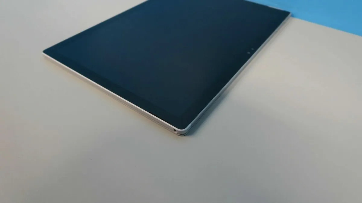 Microsoft Surface Book 2 Tablet 13.5" i5 8GB 256GB - Image 4