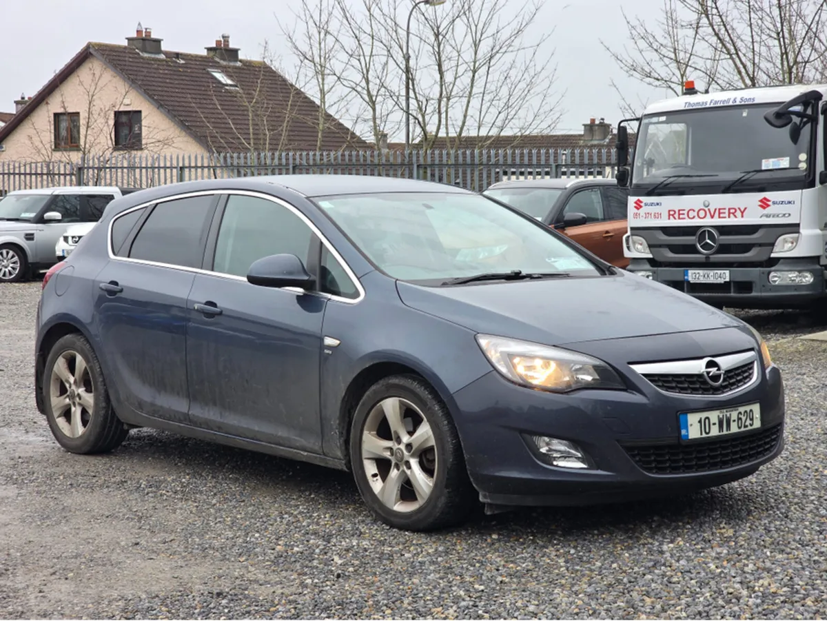 Opel Astra SRI 1.7 CDTI 110PS 5DR - Image 1