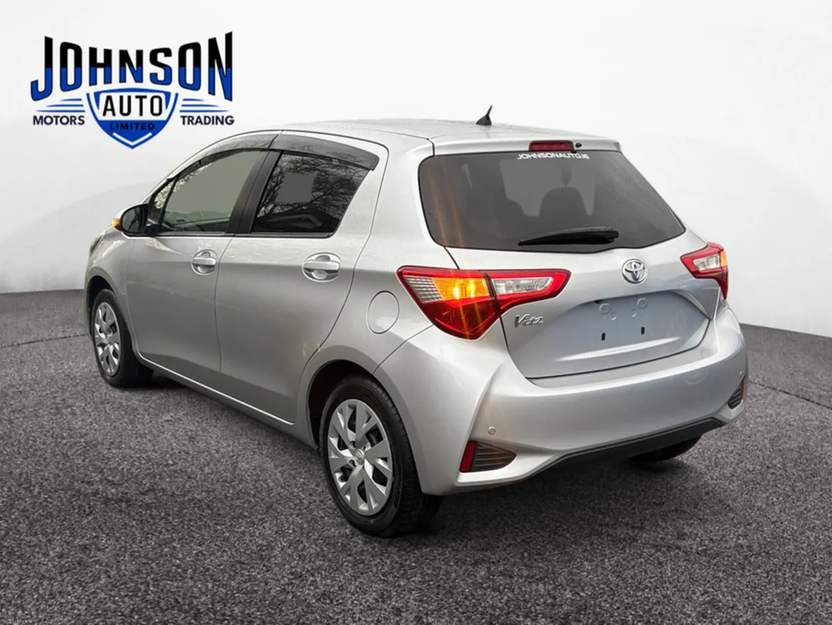 Toyota Vitz 1.3 Petrol Auto - Image 4