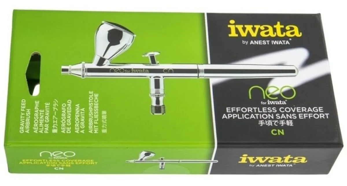 Iwata Airbrush & Compressor - Image 1