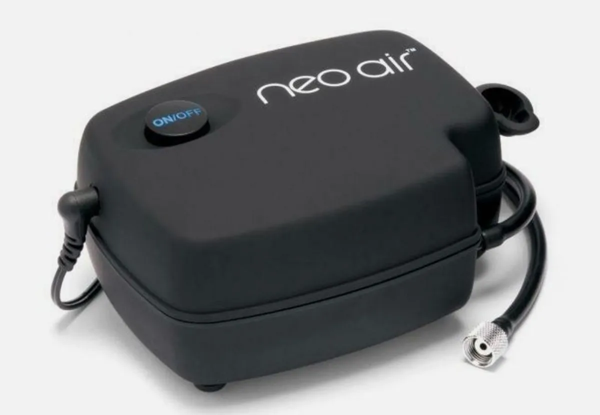 Iwata Airbrush & Compressor - Image 2