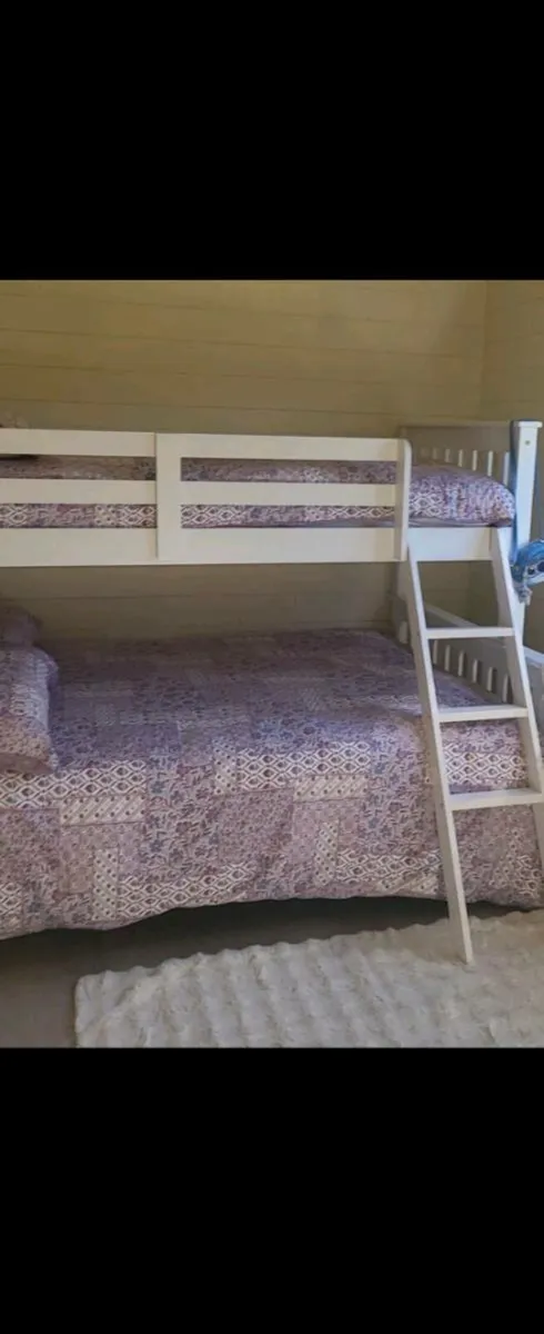 Bunk Beds - Image 2