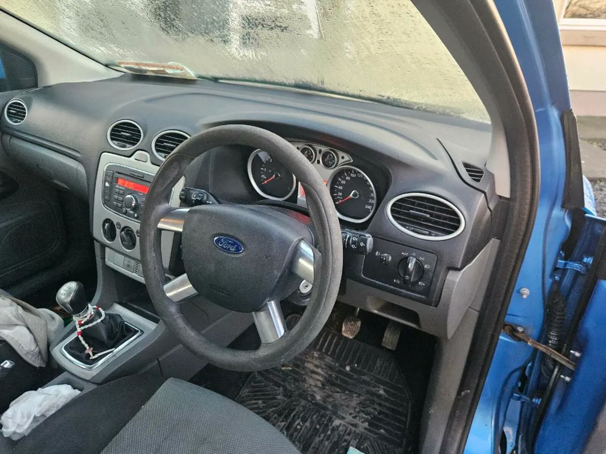 2011 FORD FOCUS WITH LONG NCT AND TAX 1.6 DIESEL - Image 4