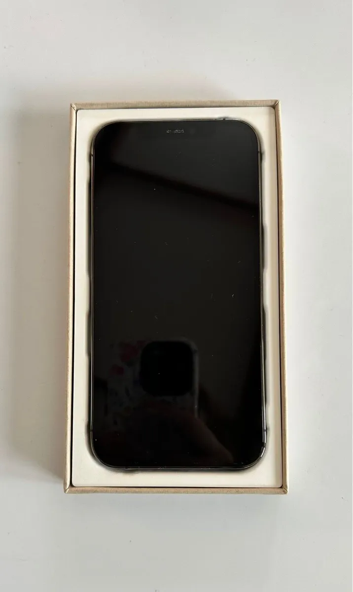 iPhone 12 Pro - Image 3