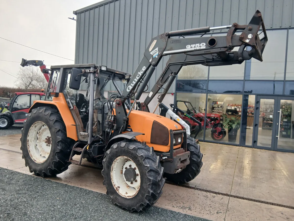 Renault & Quicke loader - Image 1