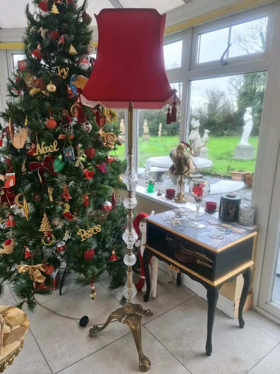 Vintage brass standard lamp POSTAGE AVAILABLE - Image 1