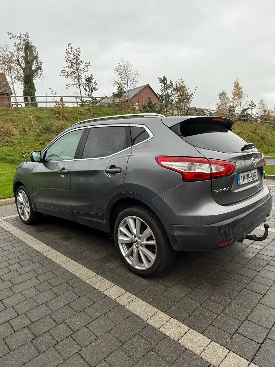 Qashkai 4WD,leather ,camera ,new NCT. - Image 1