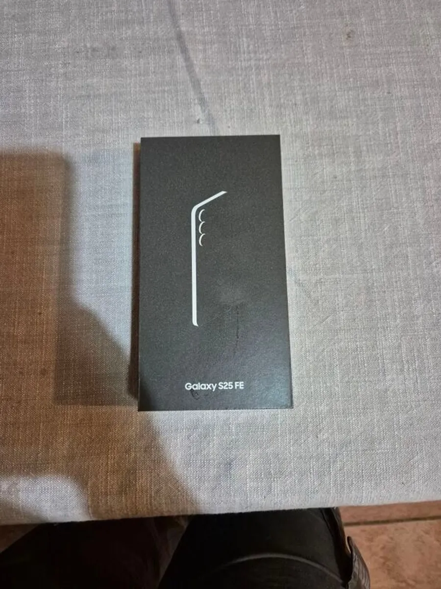 Samsung galaxy s25 fe - Image 2