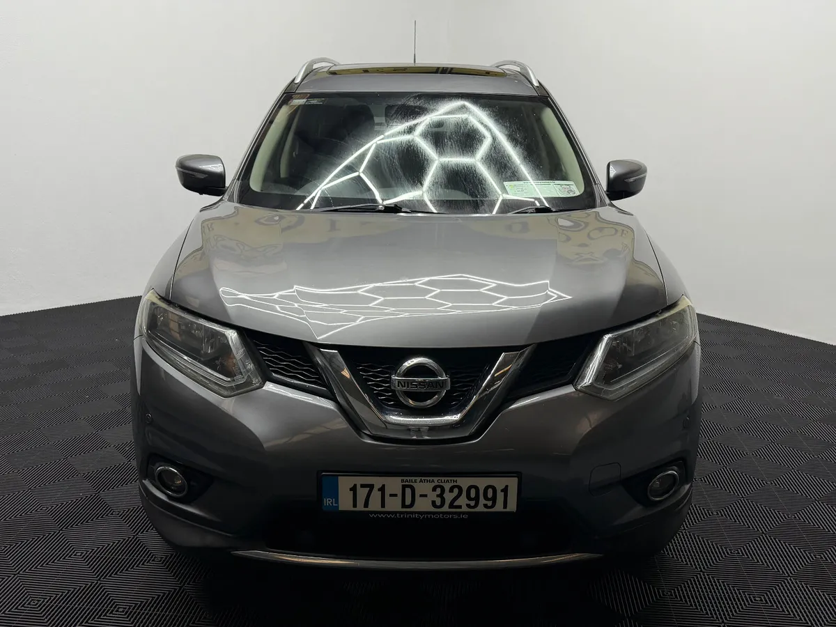 2017 Nissan X-Trail 7 Seater - Image 3