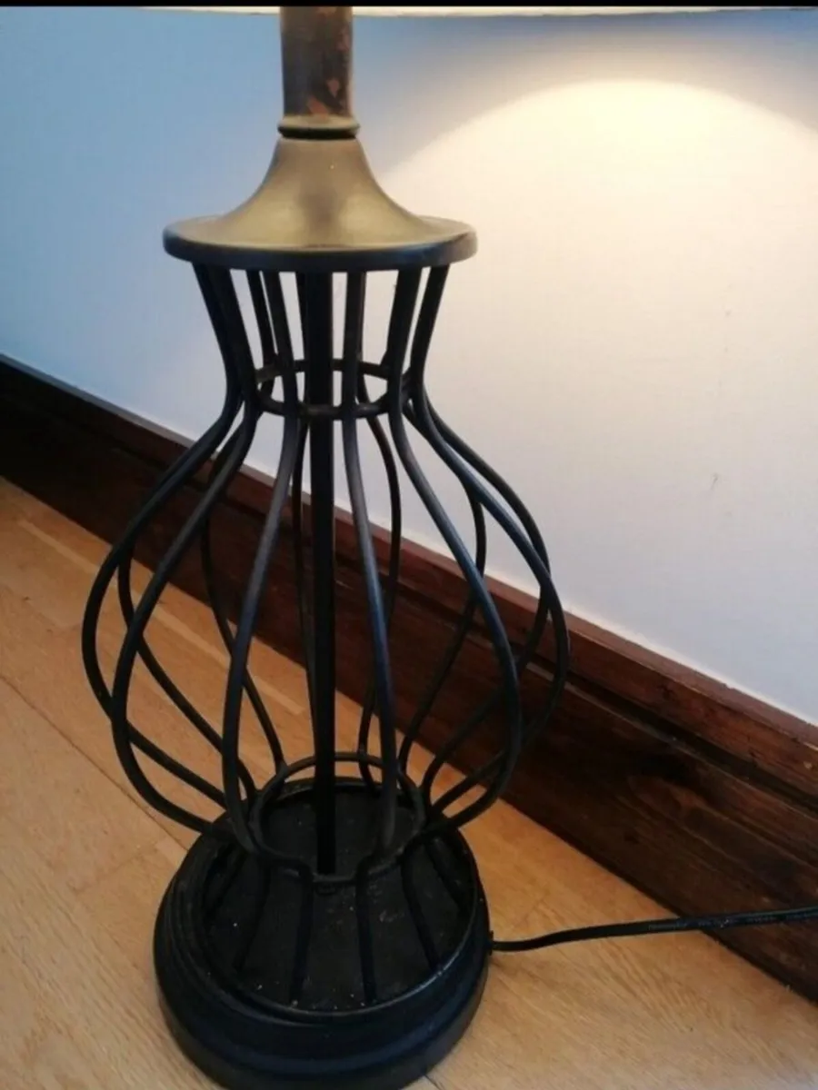 Table Lamp - Image 3