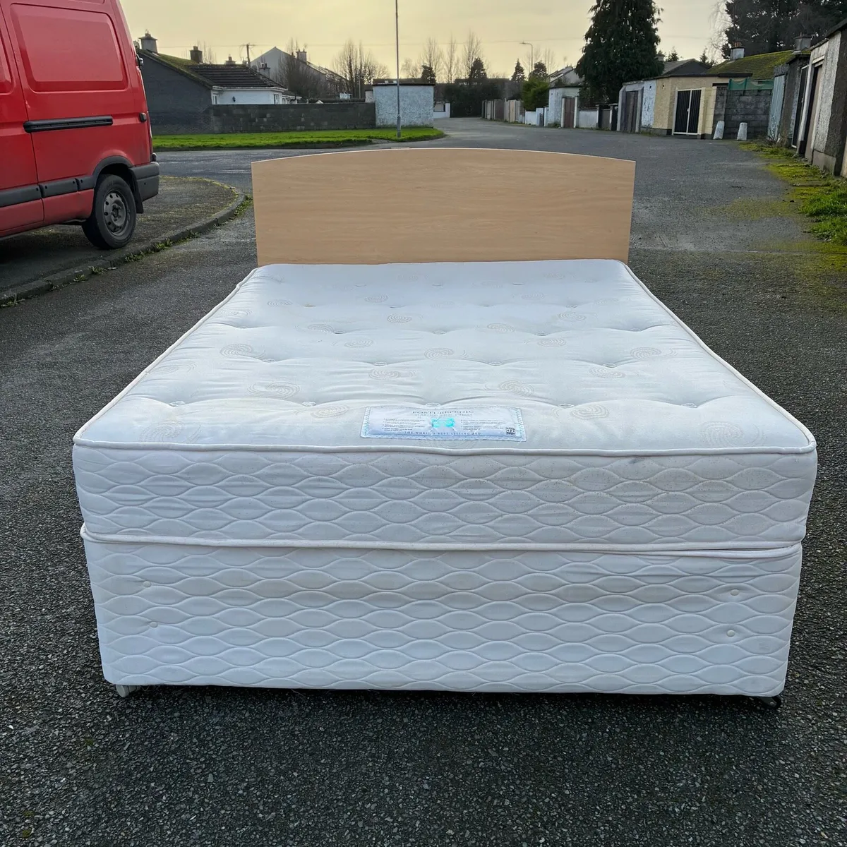 5ft King bed with sealy mattress - Image 1