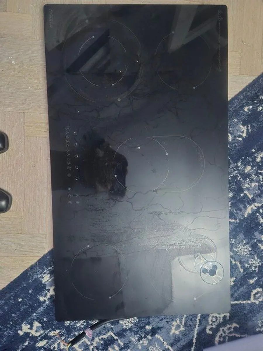 Electric Hob - Image 2