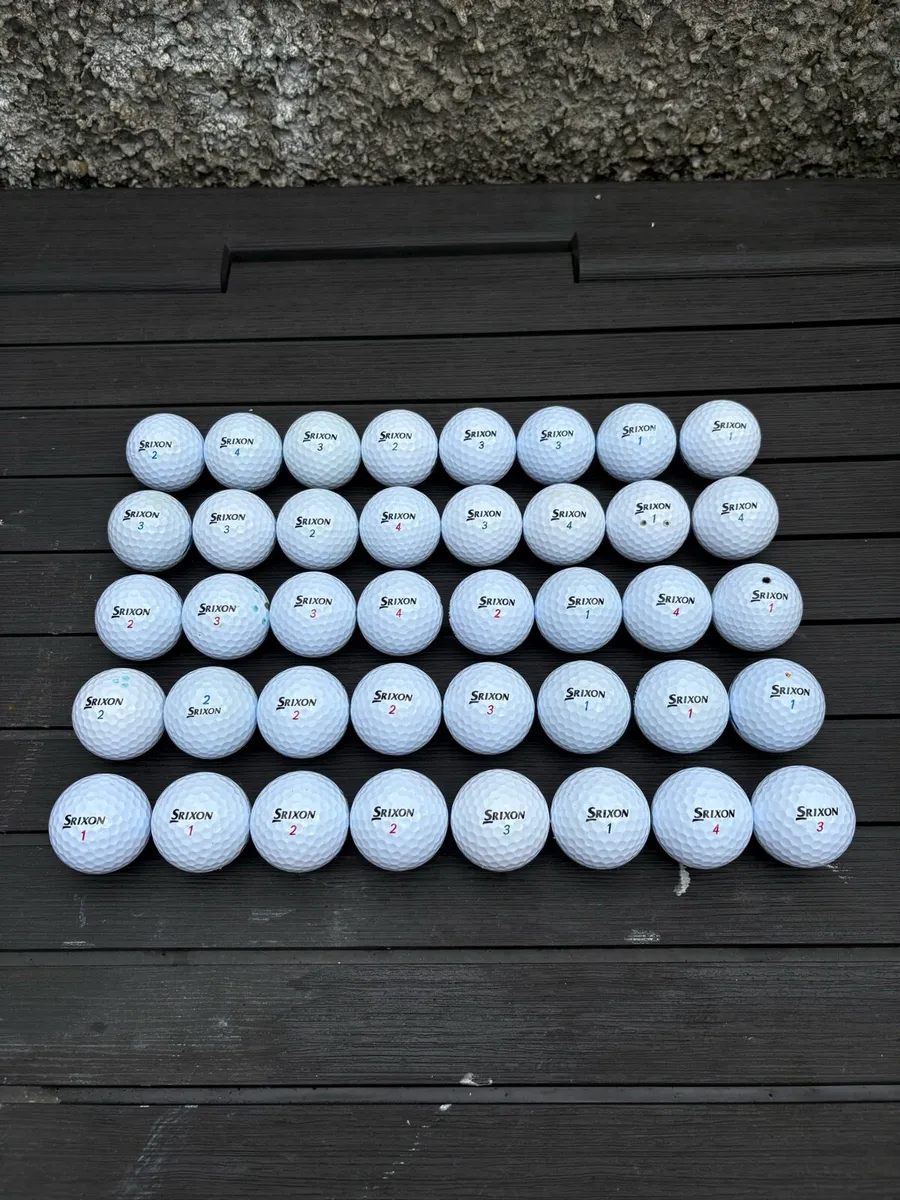 40 Srixon Golf Balls