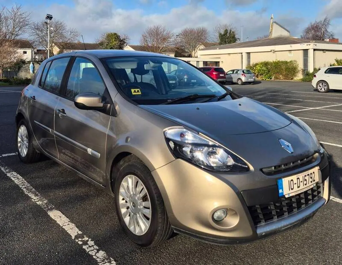 2010 Renault Clio - Image 2