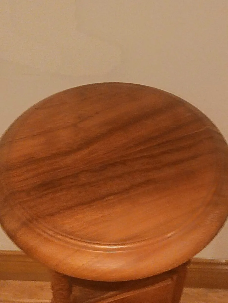 Beautiful oak 3 ft table new ,35 Euro - Image 4