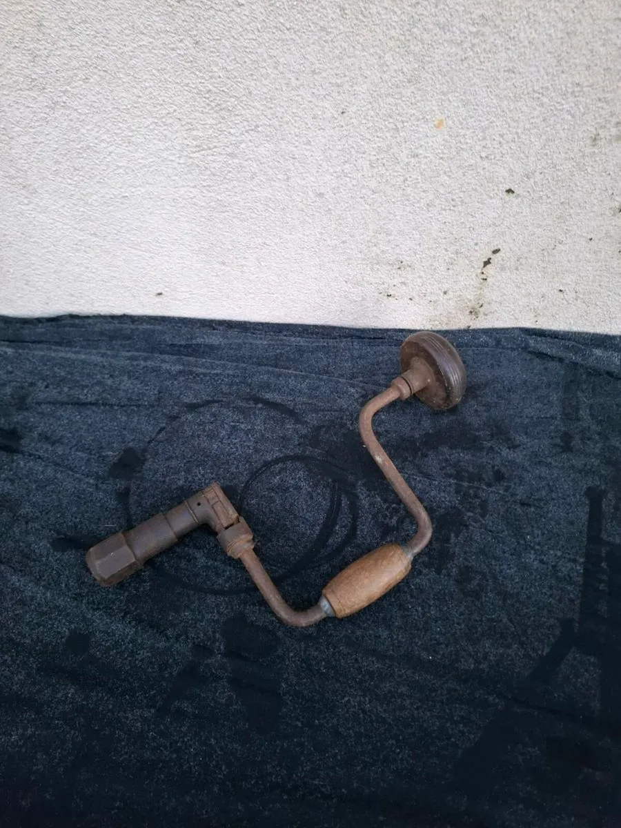 Rotary manual drill tool postage possible