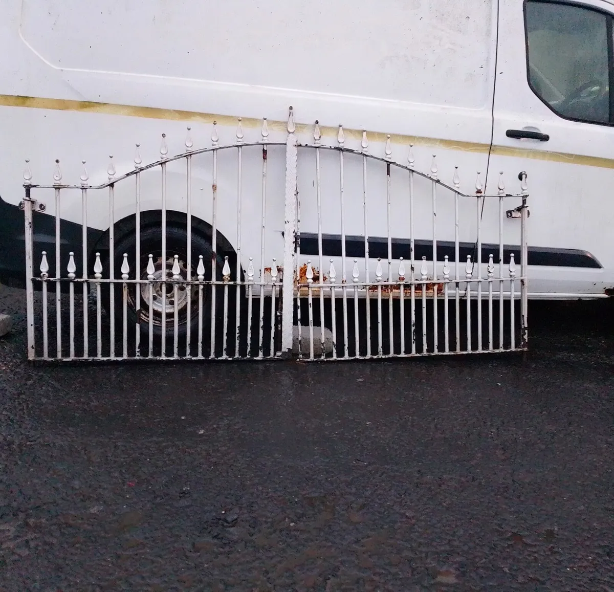 🎄3 SETS OFF HIGH QUALITY GATES AVAILABLE🎄 - Image 4