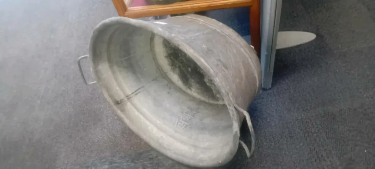 Vintage Galvanised Basin