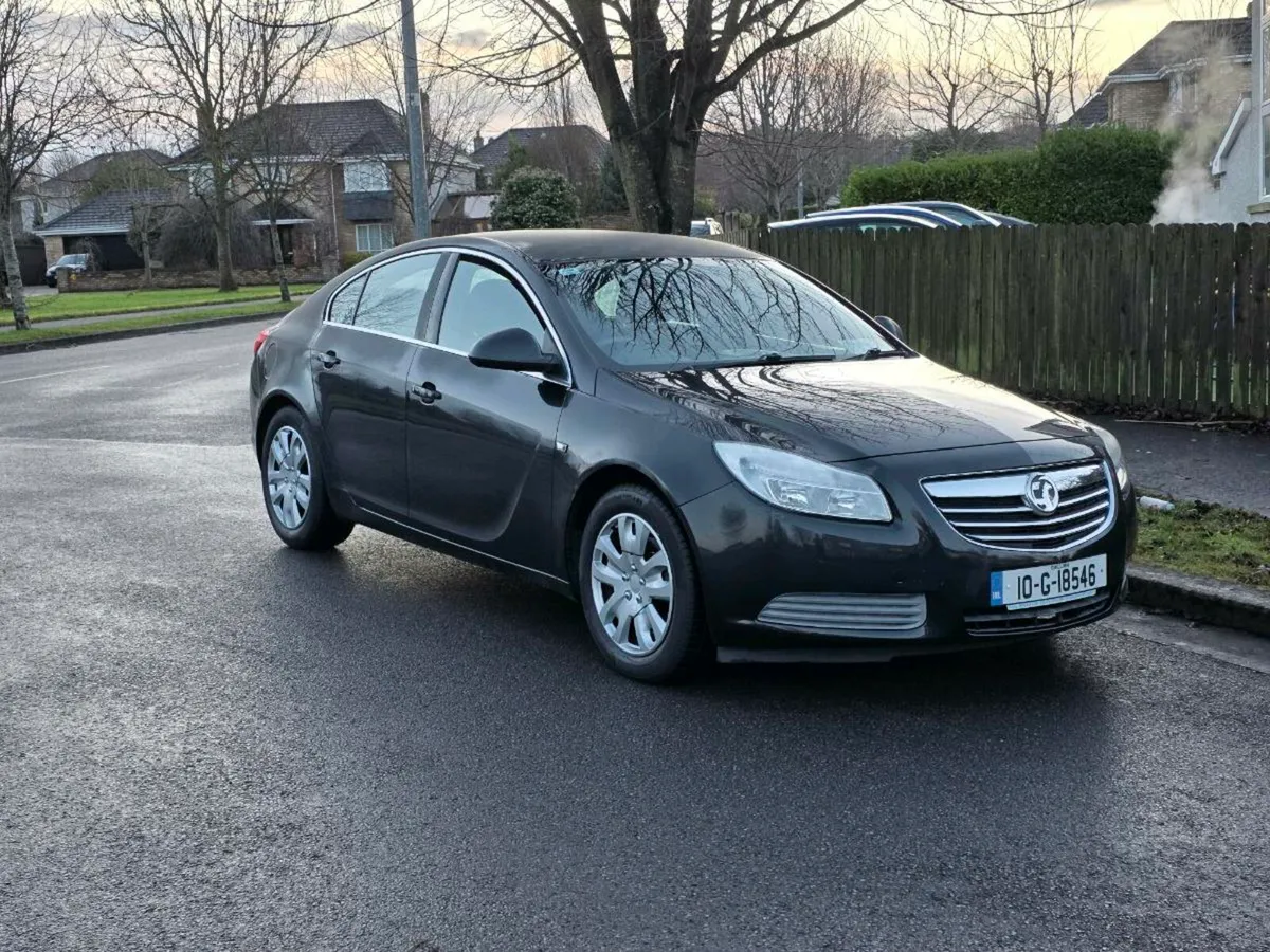 10 Opel Insignia Exclusive Nav New NCT - Image 1