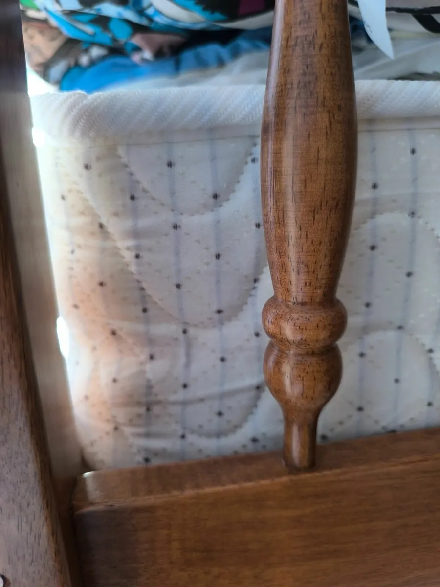 Double bunk bed - Image 1