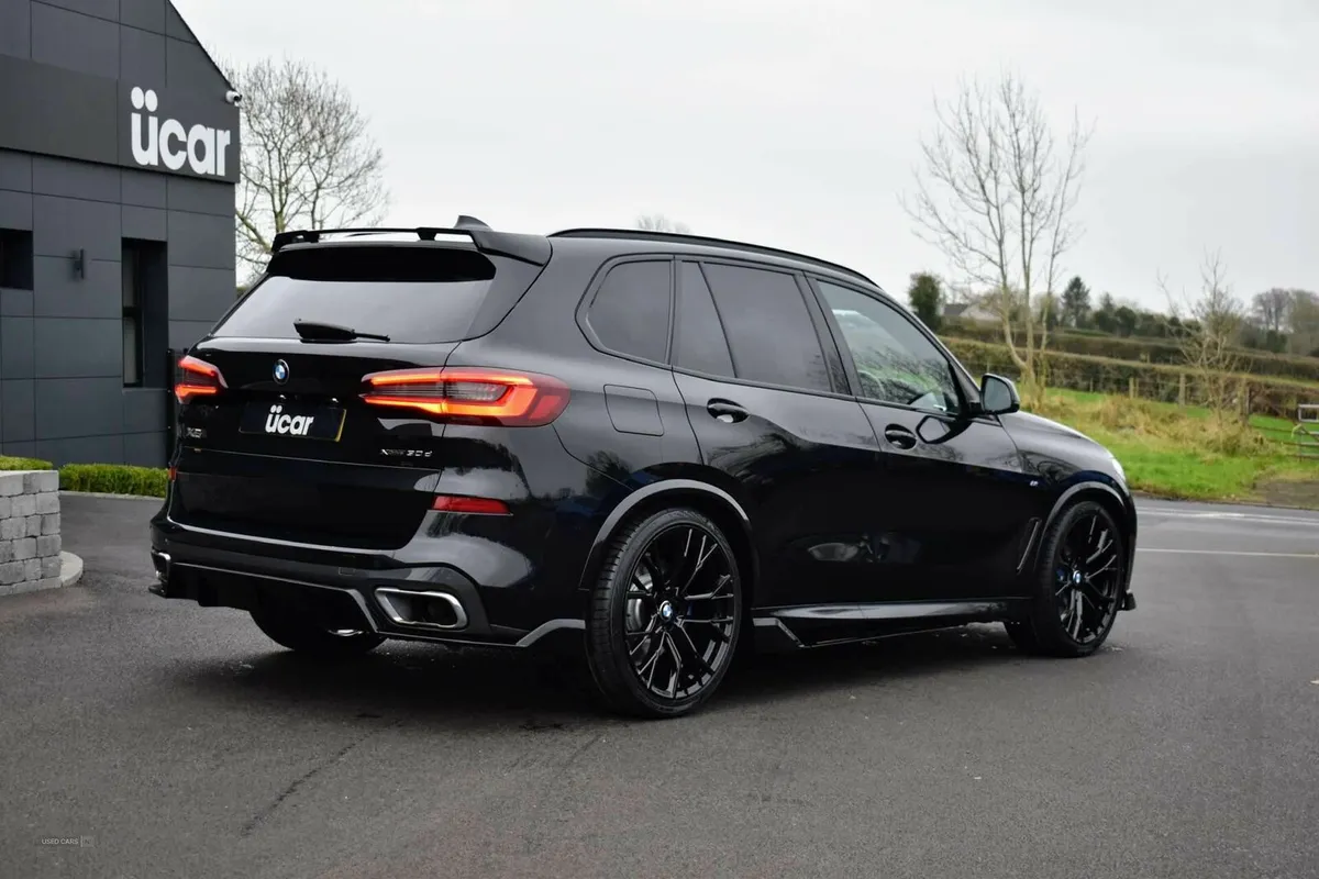 BMW X5 3.0 X5 xDrive 30d M Sport MHEV Auto 4WD 5dr - Image 3