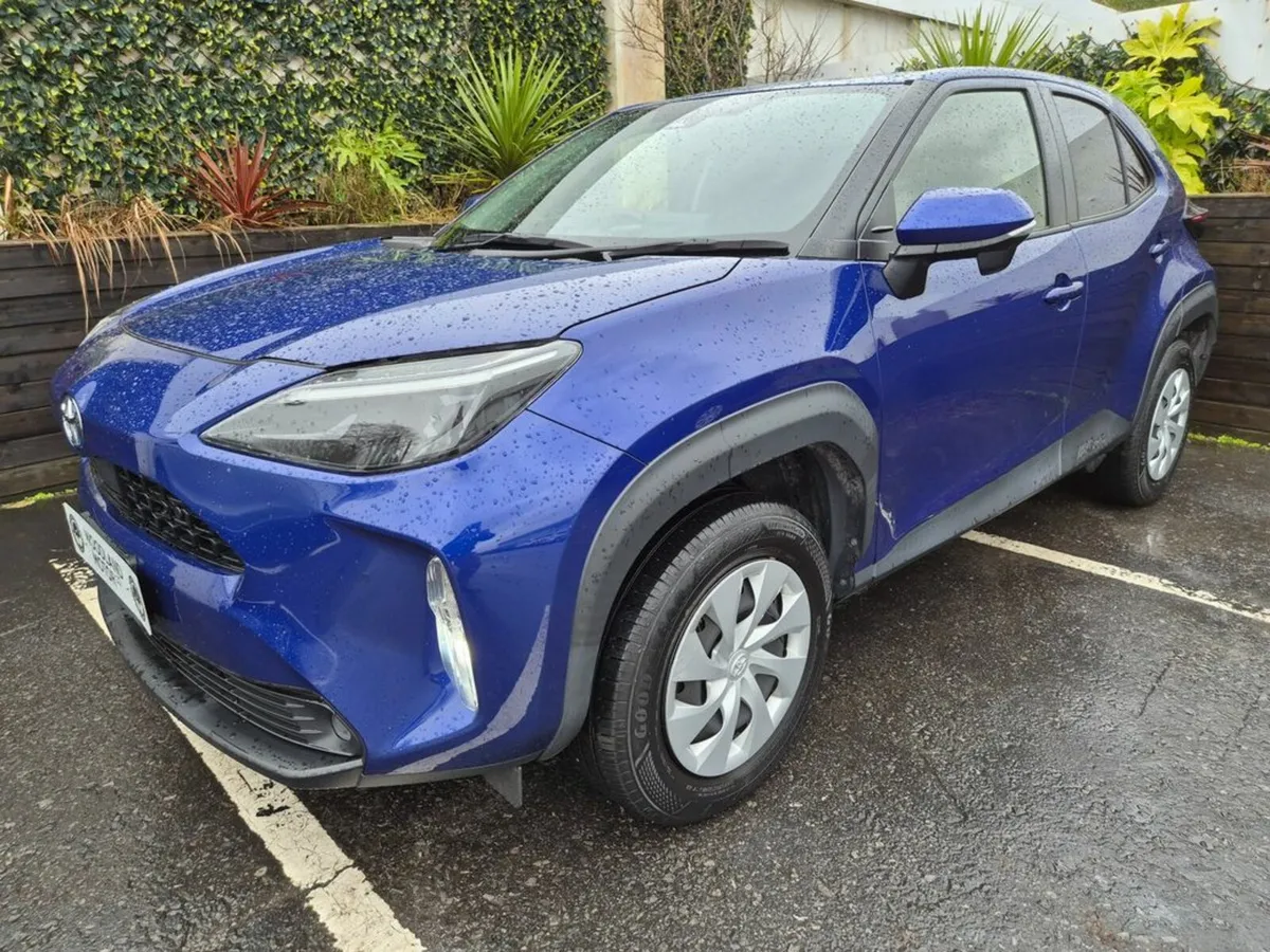 Toyota Yaris Cross 1.5 HYBRID / TAX €150 - Image 3