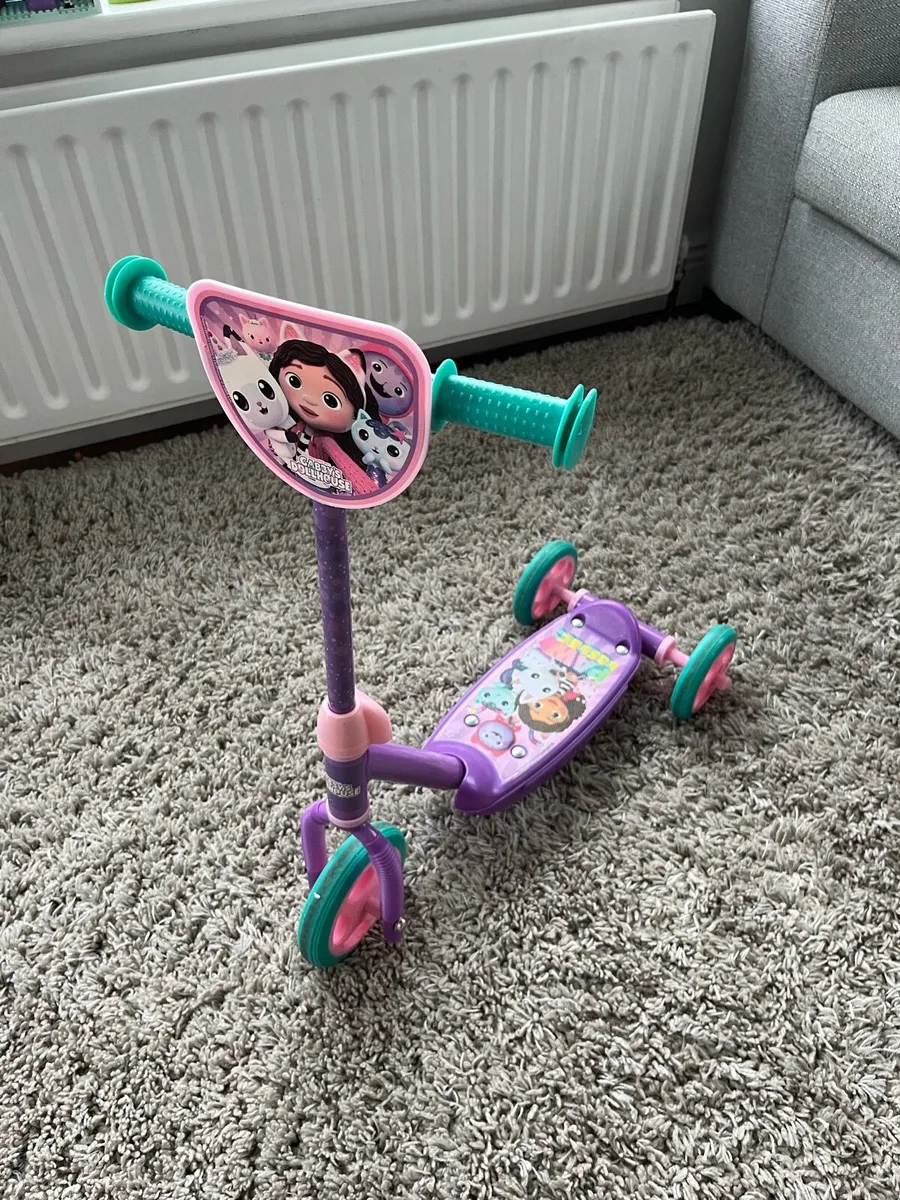 Child’s scooter - Image 1