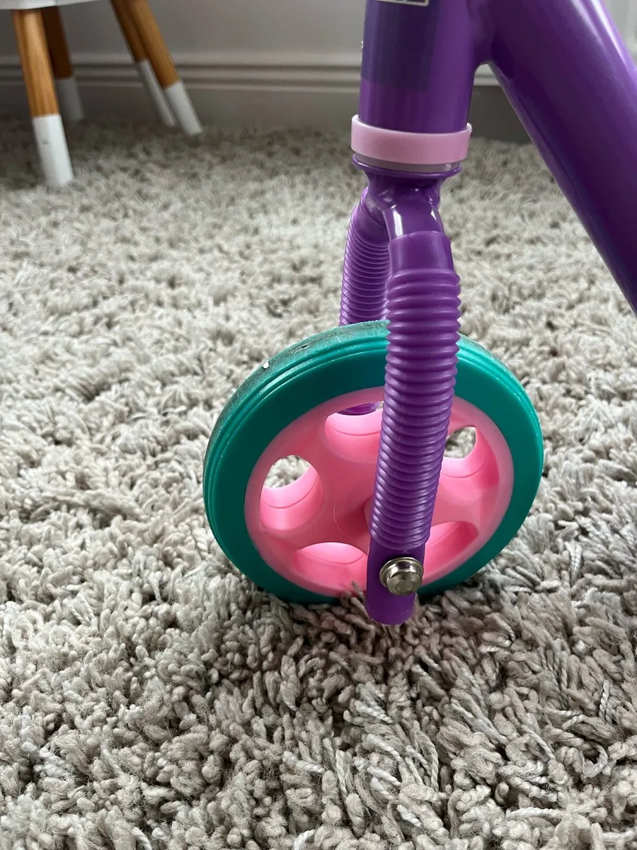 Child’s scooter - Image 3