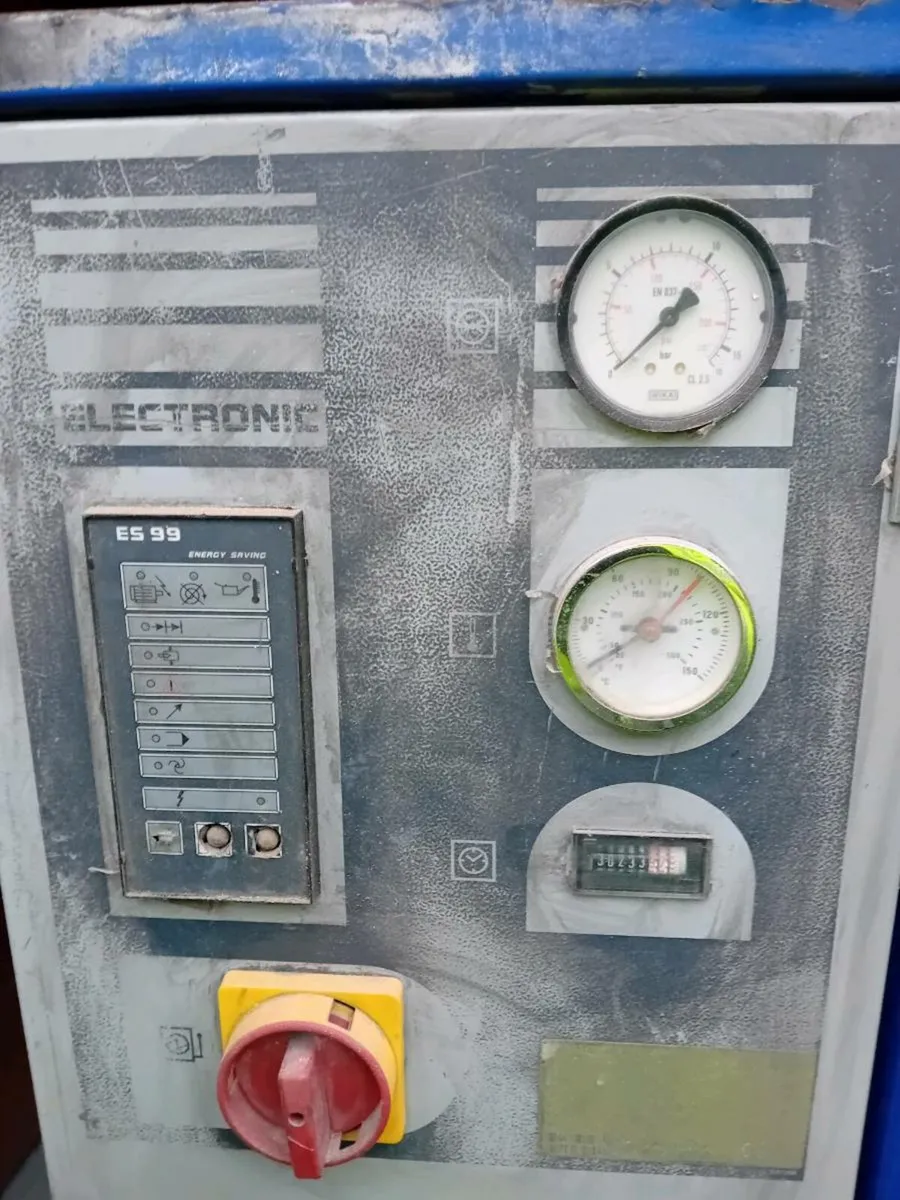 Screw compressor 10bar - Image 2