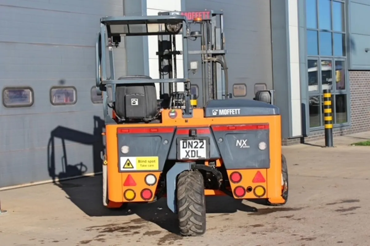 2022 MOFFETT MOUNTY -M5- FORKLIFT - Image 2