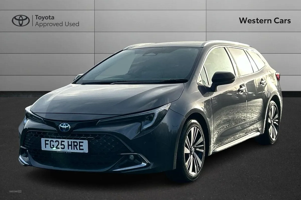 Toyota Corolla 1.8 VVT-h Design Touring Sports CVT - Image 3