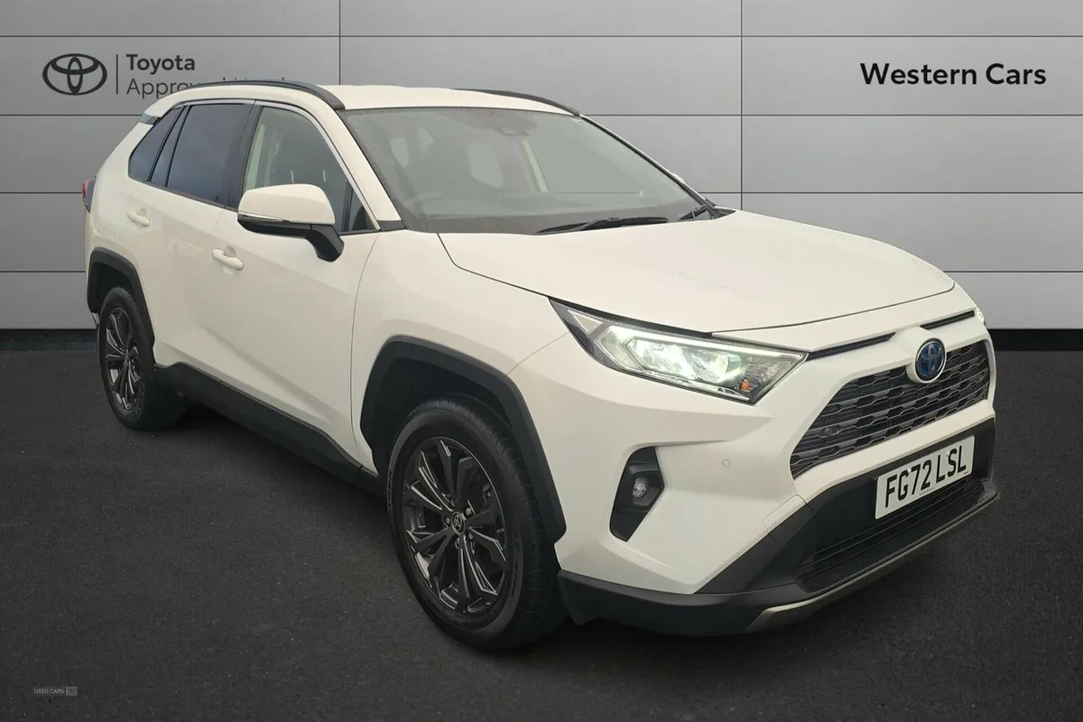 Toyota RAV4 2.5 VVT-h Design CVT Euro 6 (s/s) 5dr - Image 1
