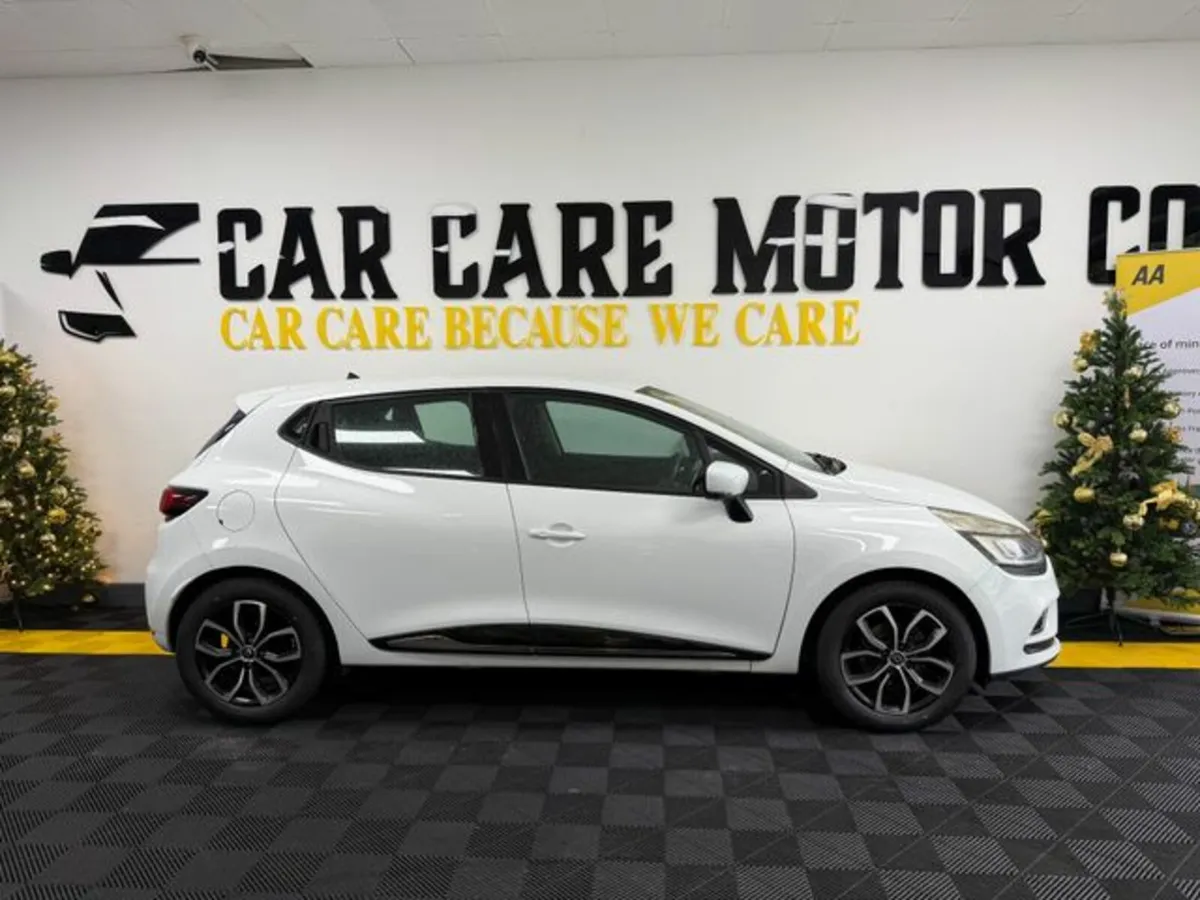 Renault Clio 2017 Clio 1.2 Automatic Low Mileage - Image 3