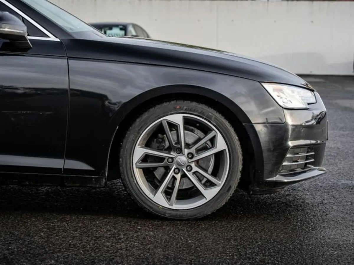 Audi A4 2.0tdi *FULL LEATHER* - Image 4