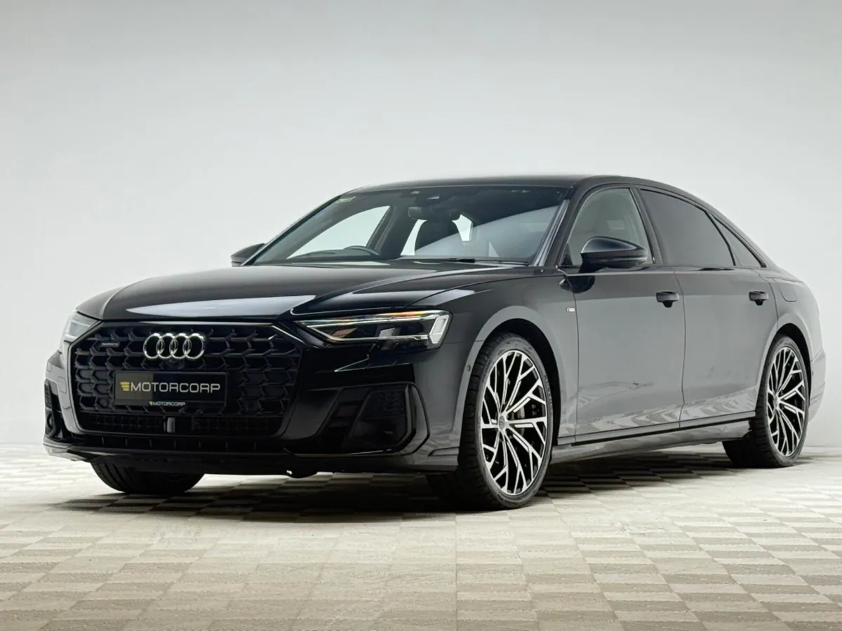 Audi A8 TFSI E QUATTRO S LINE - Image 3