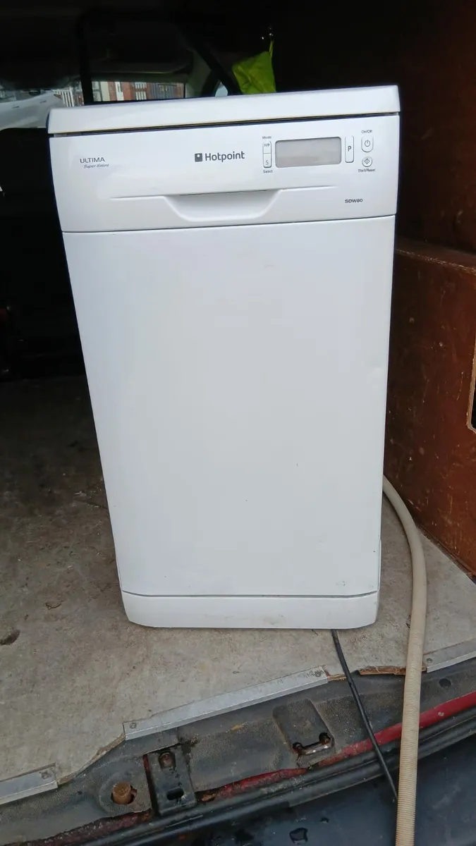 HOTPOINT DISHWASHER - Image 1