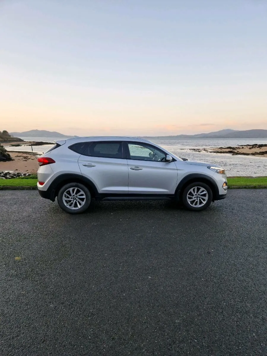 Hyundai Tuscon 1.7 Crdi SE NAV - Image 1