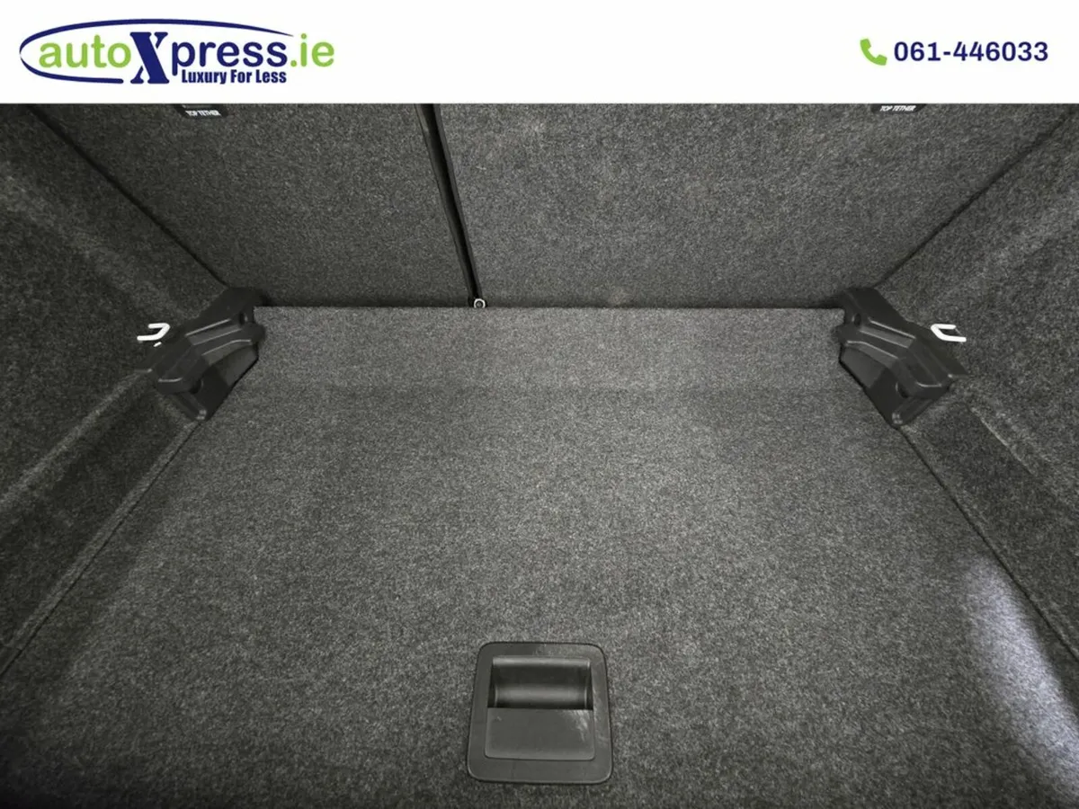 Volkswagen Polo 1.0 TSI Automatic, Reversing camer - Image 4