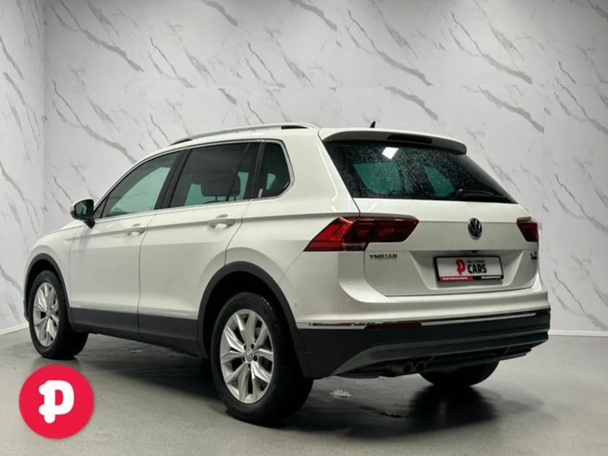 Volkswagen Tiguan 2.0TDI Highline 4 Motion Auto - - Image 3