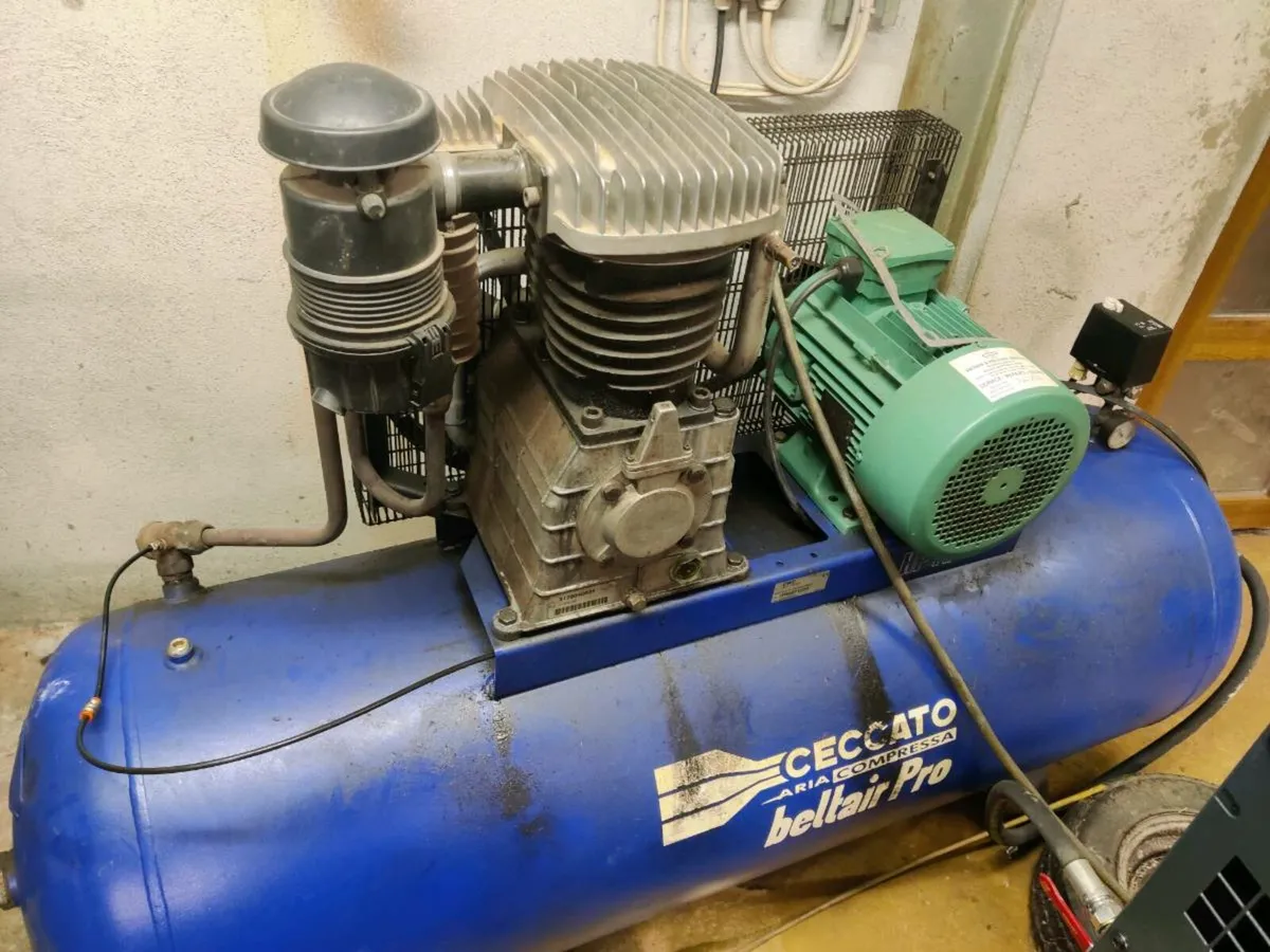 Piston compressor - Image 2