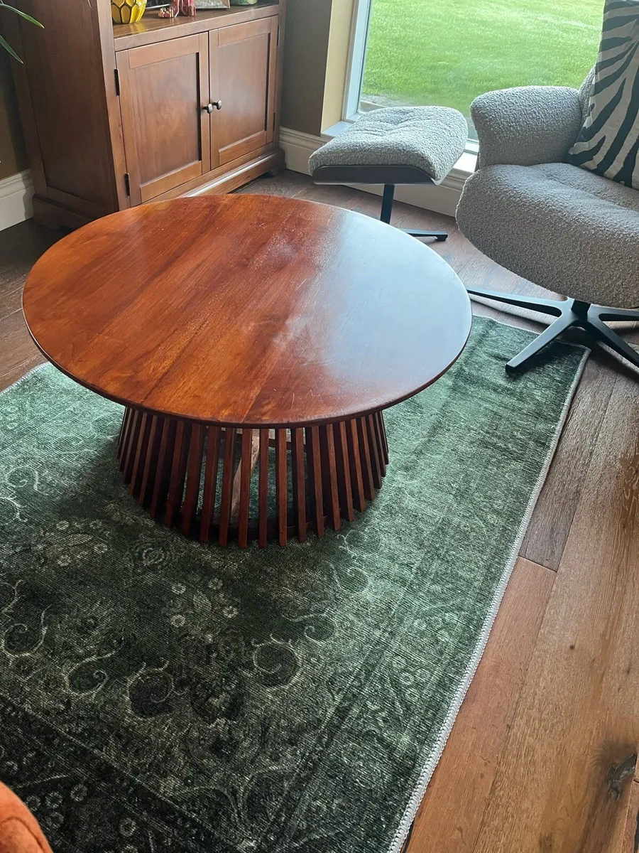 Round coffee table - Image 2