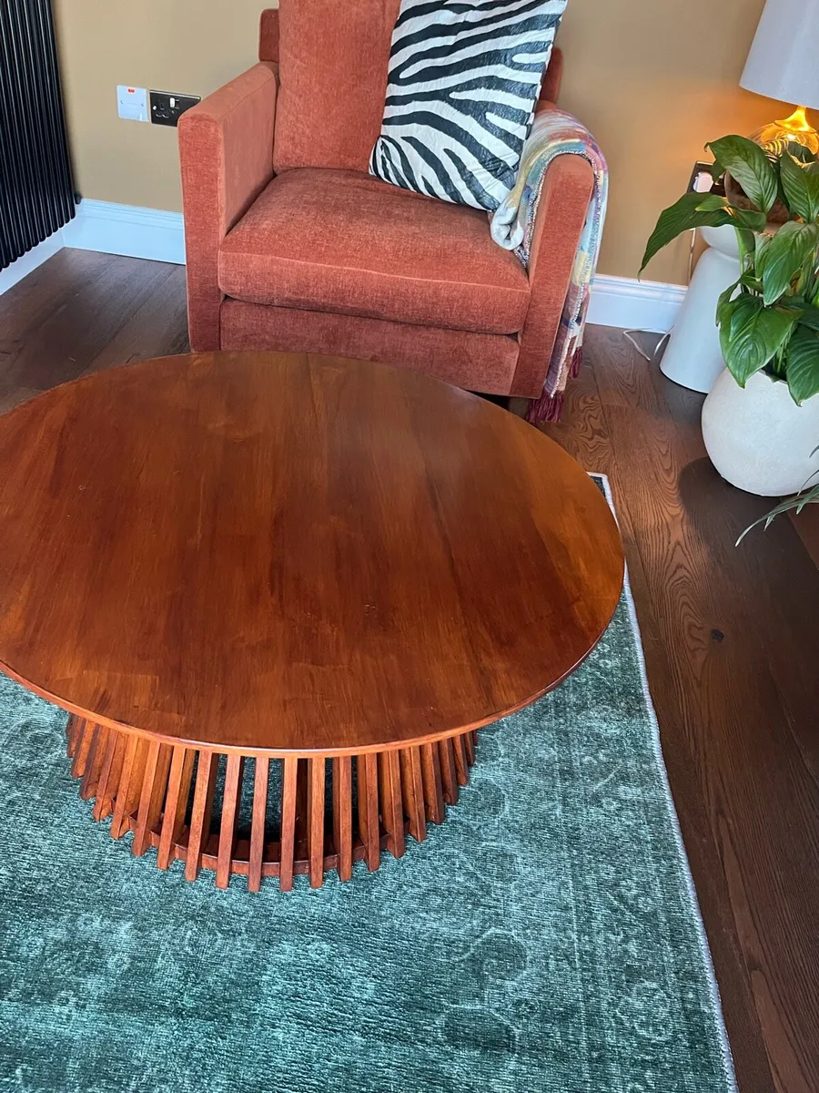 Round coffee table - Image 4