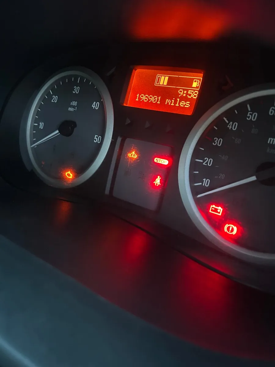 Vauxhall Vivaro 2014 - Image 2