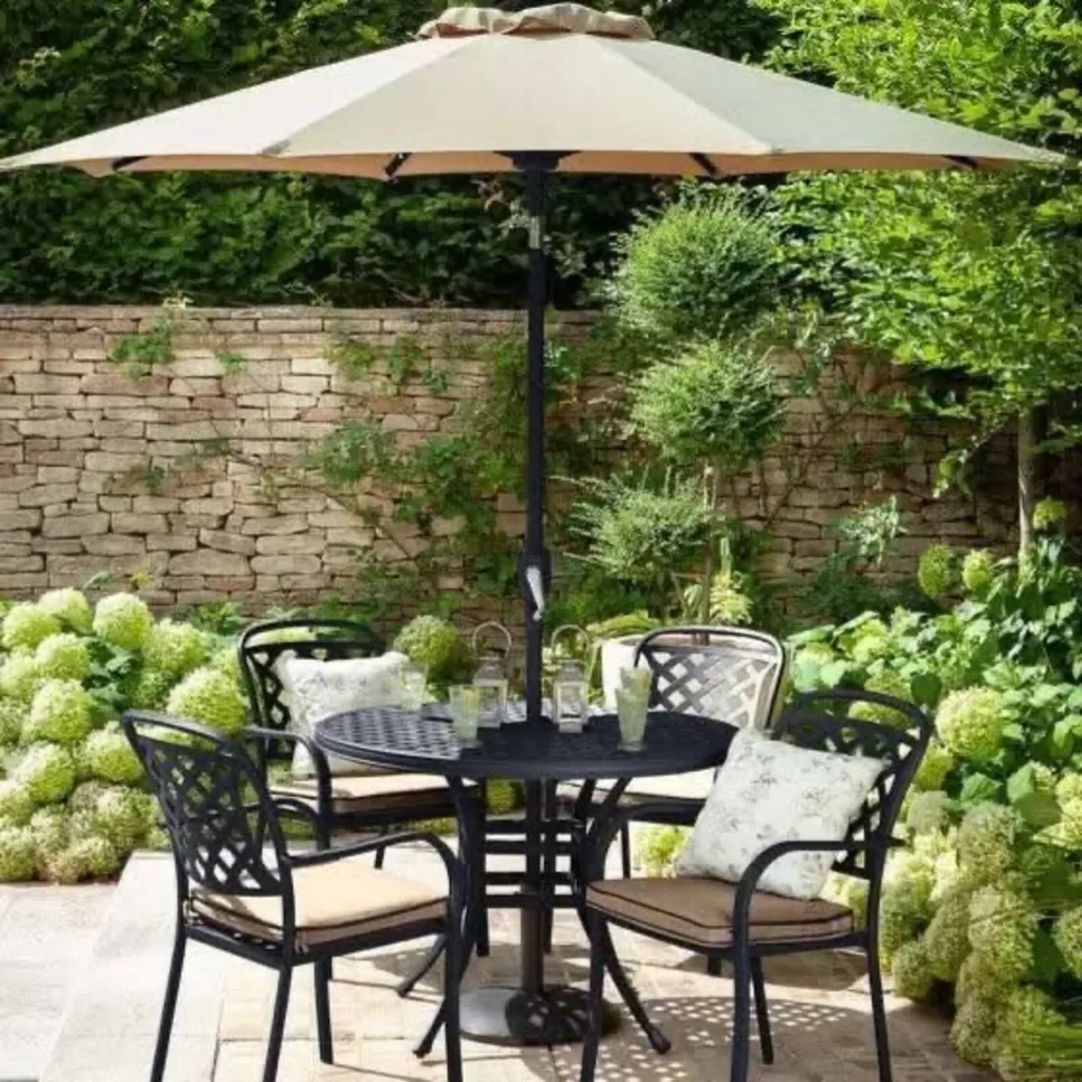 4 Seater Round Cast Aluminium Garden Set - Image 3