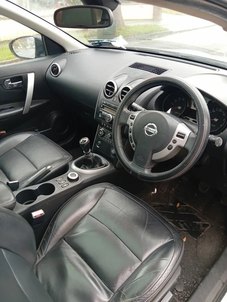 Nissan Qashqai 2007 - Image 2