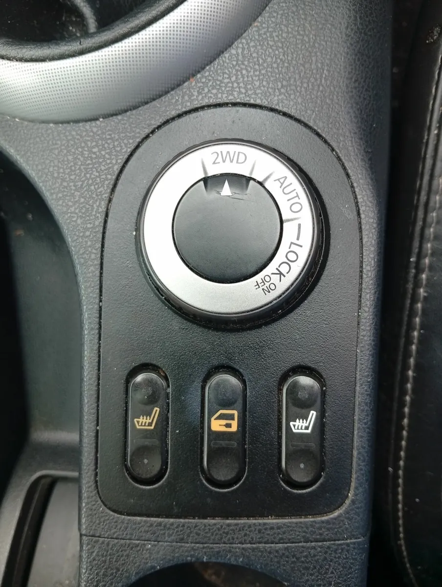 Nissan Qashqai 2007 - Image 3