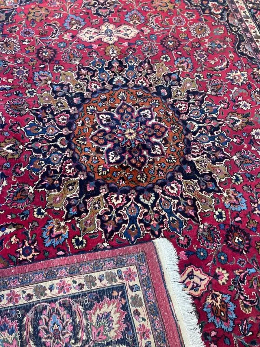 Large Kashan Hand-Knotted Rug - Image 3