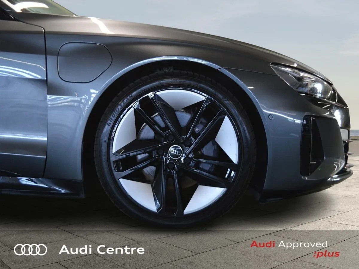 Audi e-tron GT quattro GT e-tron quattro - Image 4