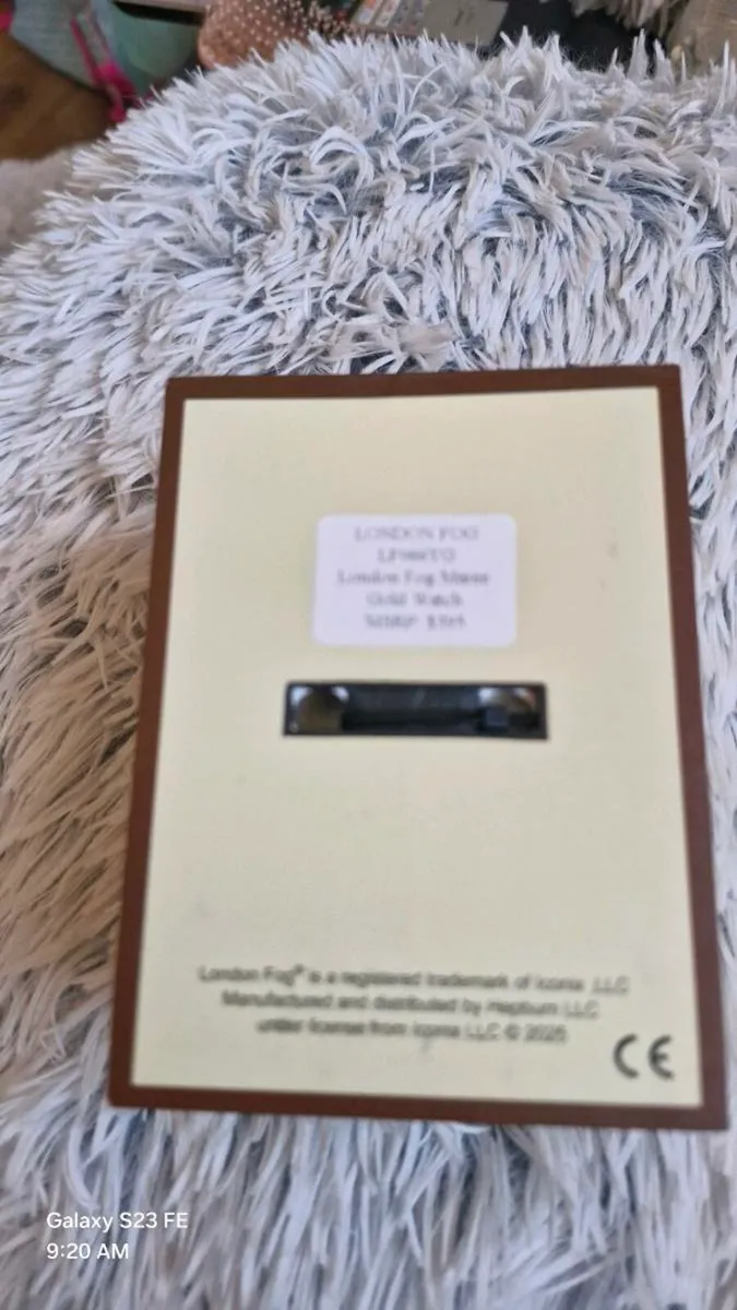 London Fog Maree gold watch - Image 4